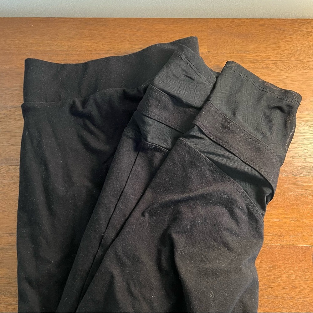 Cropped Leggings with Sheer Detail at Bottom